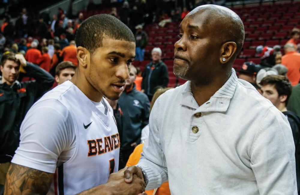 留核心班底 留核心班底